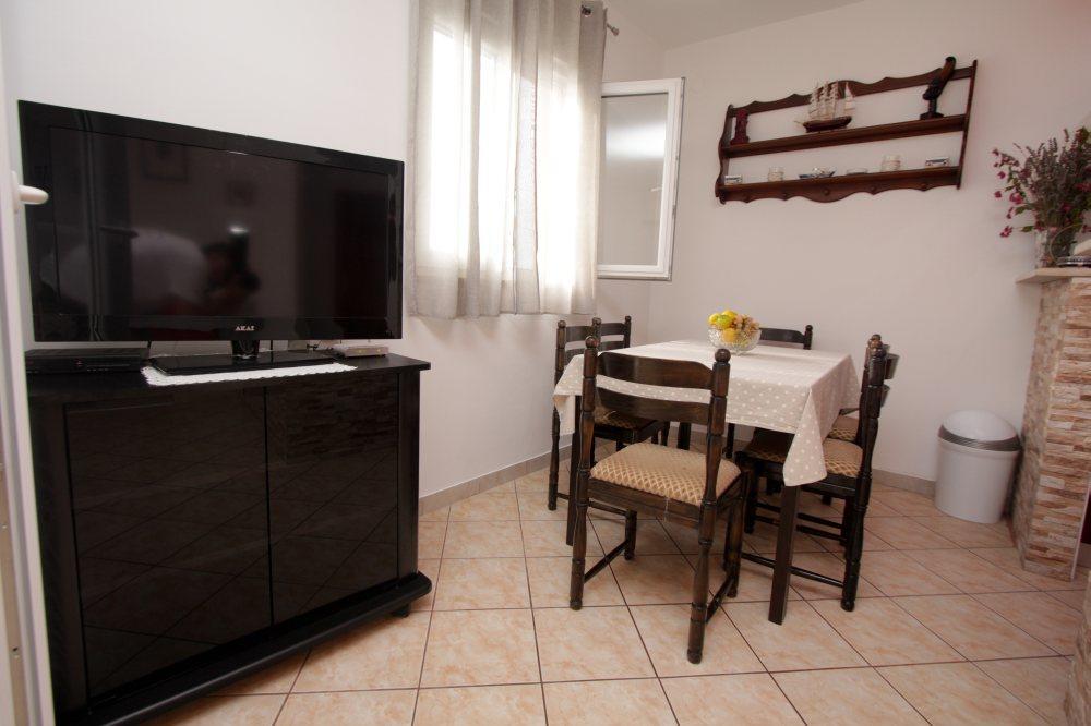 Apartment Miljenko Tomić Splitska Zewnętrze zdjęcie