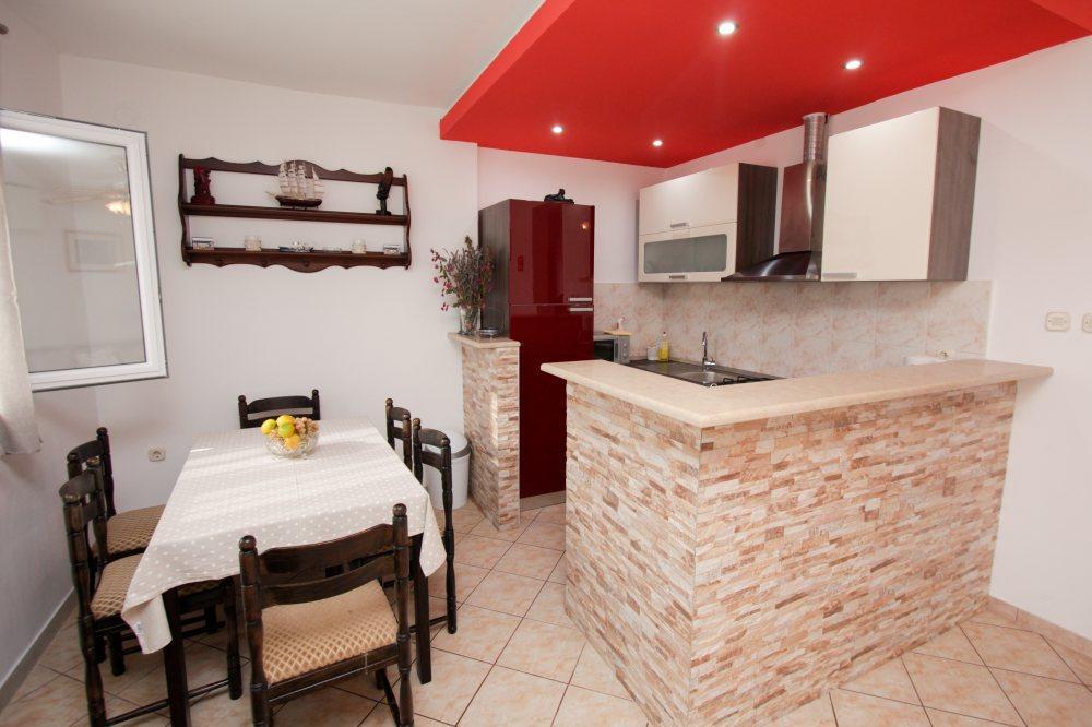 Apartment Miljenko Tomić Splitska Zewnętrze zdjęcie